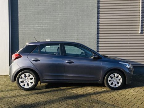 Hyundai i20 - 1.0 T-GDI Comfort Navigatie, Camera, Telefoon, Cruise Control - 1