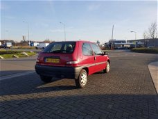 Citroën Saxo - 1.1i Basis stuurbekrachtiging Nw Apk Nap Inruil mog