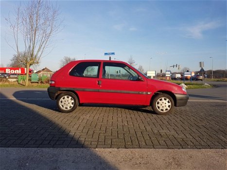 Citroën Saxo - 1.1i Basis stuurbekrachtiging Nw Apk Nap Inruil mog - 1