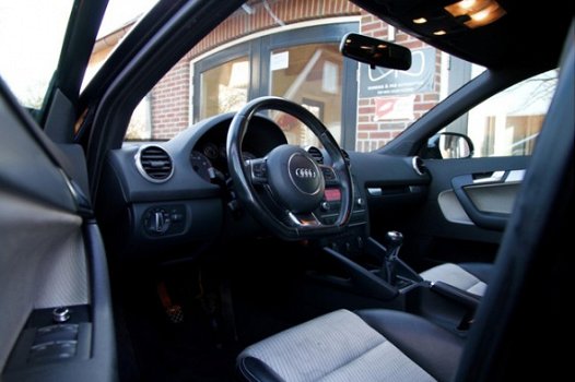 Audi A3 Sportback - 1.2 TFSI Ambition | XENON | HALF LEER | CRUISE CONTROL - 1