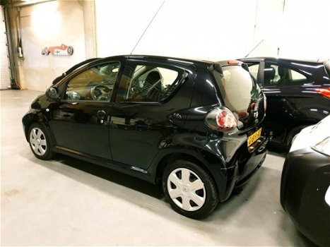 Toyota Aygo - 1.0 2011/Airco/Elek Pakket/Nw APK/Garantie/ - 1