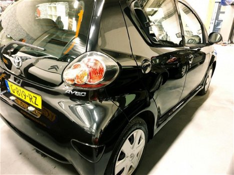 Toyota Aygo - 1.0 2011/Airco/Elek Pakket/Nw APK/Garantie/ - 1