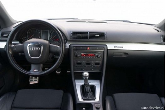 Audi A4 - 2.0 TFSI 200pk Quattro Pro Line S-Line/Sportstoelen/19