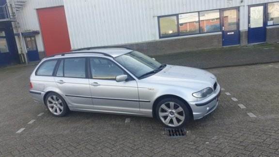 BMW 3-serie Touring - 320d Executive AUTOMAAT/ NAVIGSTIE/ 180 PK - 1