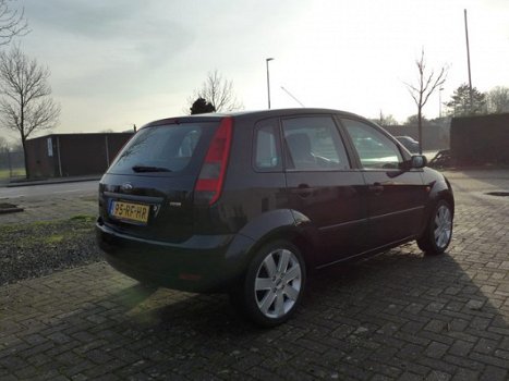 Ford Fiesta - 1.4 TDCi Futura *2e EIGENAAR*AIRCO*NIEUWE APK - 1