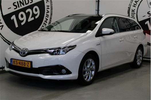 Toyota Auris - 1.8 Hybrid Trend NAVIGATIE CAMERA PANORAMADAK 16 INCH - 1