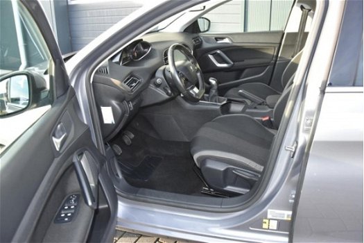 Peugeot 308 - Style 1.2 PureTech 110 Navi Clima Airco - 1