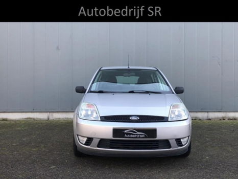 Ford Fiesta - 1.4-16V First Edition Airco / Nieuwe APK / NAP / 5 Deurs - 1