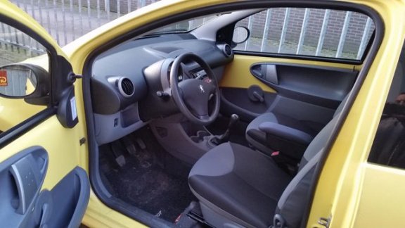 Peugeot 107 - 1.0-12V Accent / van 2e eigenaar / Airco / Nieuwe APK - 1