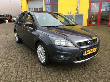 Ford Focus - 1.8 Titanium Flexi Fuel 2009 Grijs Navi Airco NAP - 1