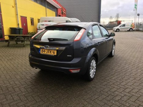 Ford Focus - 1.8 Titanium Flexi Fuel 2009 Grijs Navi Airco NAP - 1