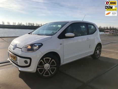 Volkswagen Up! - 1.0 move up - 1