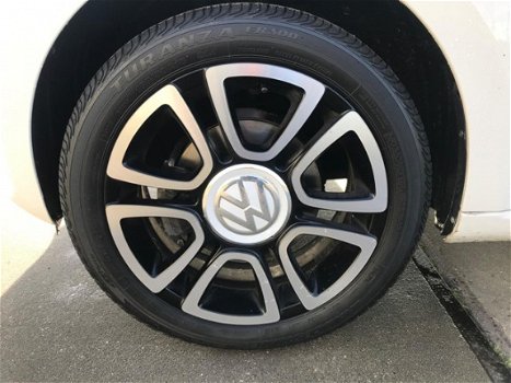 Volkswagen Up! - 1.0 move up - 1