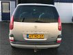 Peugeot 807 - 2.2 SR 7 pers/ Climate/ Cruise/ 4x El. raam/ NAP - 1 - Thumbnail