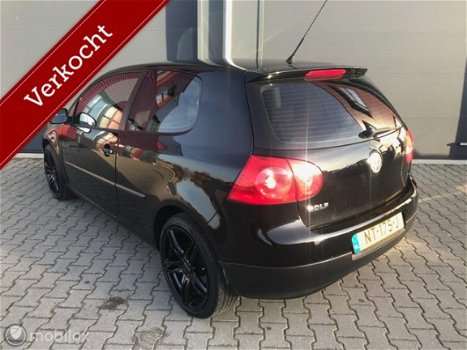 Volkswagen Golf - 1.4 Black Airco / 18 inch Zwart/Getint glas - 1