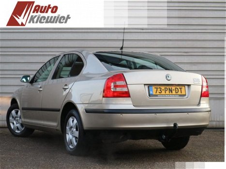 Skoda Octavia - 1.6 Ambiente /Airco/Cruise/Trekhaak - 1