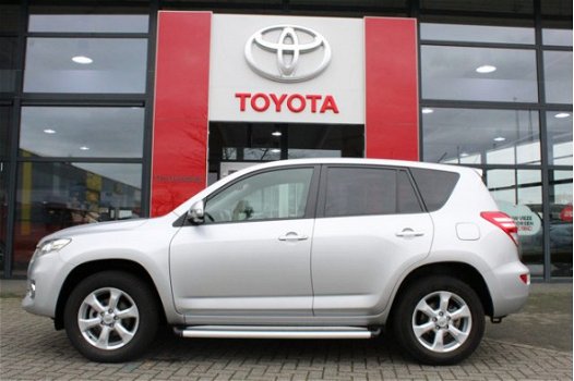 Toyota RAV4 - 2.0 VVTi Dynamic 2WD | Parkeersensoren | Trekhaak - 1