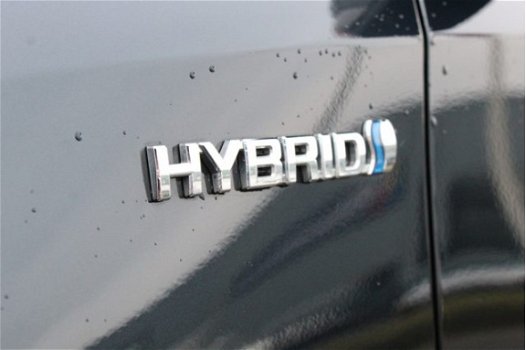 Toyota Auris - 1.8 Hybrid Executive | Navigatie | Parkeersensoren - 1