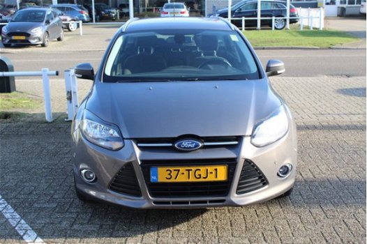 Ford Focus Wagon - 1.6 EcoBoost 150pk Titanium | Navigatie | Voorruitverwarming | Trekhaak | Parkeer - 1