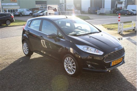 Ford Fiesta - 1.0 EcoBoost 100pk Titanium X | Navigatie | Voorruitverwarming | Stoelverwarming | Par - 1