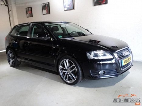 Audi A3 Sportback - 1.4 TFSI Attraction Pro Line - 1