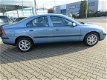 Volvo S60 - 2.4 luxe, navi, clima, cruisecontrol. zeer netjes - 1 - Thumbnail