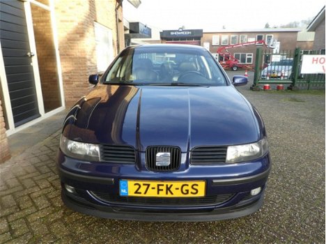 Seat Toledo - 2.3 V5 Airco / Dealeronderhouden - 1