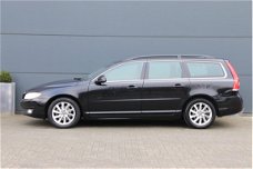 Volvo V70 - 2.0 D4 Nordic+ Standkachel| Stoelverwarming| Leder| Parkeersensoren V+A