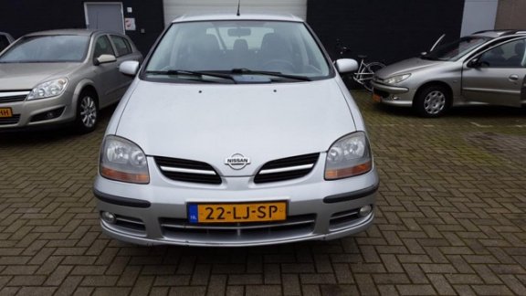 Nissan Almera Tino - 1.8 Luxury - Met ketting Motor - APK TOT : 22-02-2021 - 1