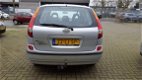 Nissan Almera Tino - 1.8 Luxury - Met ketting Motor - APK TOT : 22-02-2021 - 1 - Thumbnail