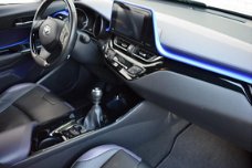 Toyota C-HR - 1.2 Bi-Tone Plus ORG.NED /LEDER/TREKHAAK/JBL/CAMERA/18"/NAVI/LED