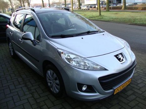 Peugeot 207 SW - 1400i - 1