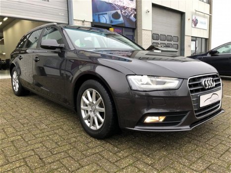 Audi A4 Avant - 1.8 TFSI Business Edition Navigatie+Automaat - 1