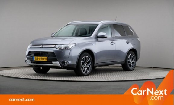 Mitsubishi Outlander - 2.0 PHEV Executive Edition X-Line, Automaat, Navigatie, Xenon - 1