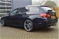 BMW 5-serie Touring - 528i M-Sport High Executive 245pk 20inch/Panorama 1e Eigenaar - 1 - Thumbnail