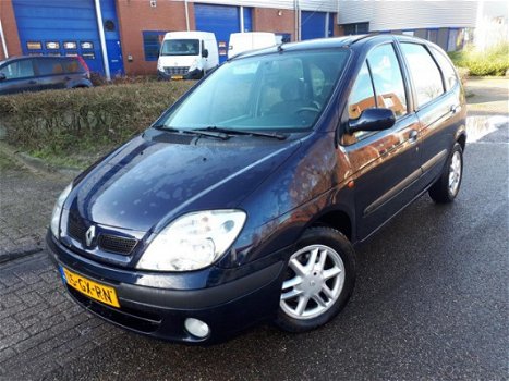 Renault Scénic - 1.8-16V RXT RIJD ZEER GOED/NAP/APK17-12-2020/AIRCO/INRUIL MOG - 1