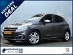 Peugeot 208 - 1.2 82 pk Signature Navigatie | regen/licht sensor - 1 - Thumbnail