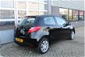 Mazda 2 - 2 1.3 XS Airco 5 Deurs 1ste eigenaar N.A.P - 1 - Thumbnail