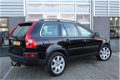 Volvo XC90 - 2.5 T Momentum Leder 7 Persoons N.A.P - 1 - Thumbnail