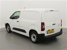 Peugeot Partner - 1.6 BlueHDI 100pk Premium 3-zits | Navigatie | Parkeersensoren | Airco |