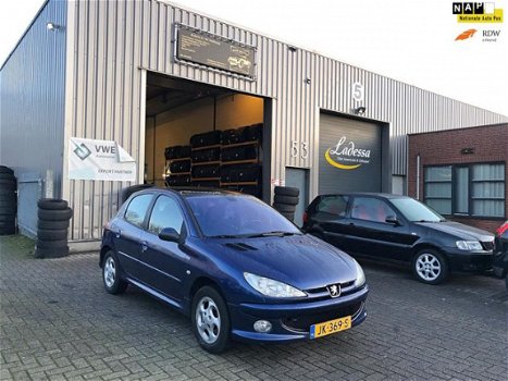 Peugeot 206 - 2.0 HDi X-line Airco El Ramen Cent. Deur Verg. ZONDAG OPEN - 1