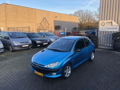 Peugeot 206 - 1.6-16V XS Airco El Ramen Cent. Deur Verg. ZONDAG OPEN - 1