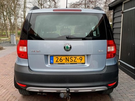 Skoda Yeti - 2.0 TDI Ambition 4x4 | Automaat | Climate Control | Trekhaak | Xenon - 1