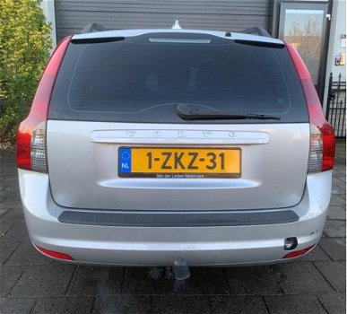 Volvo V50 - 2.0D Clima l LMV l Cruise l Stoelverwarmingl Zeer nette auto l APK 08-2020 - 1