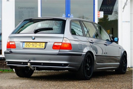 BMW 3-serie Touring - 318i Special Executive AUT Leder Luxe uitvoering NAVI Trekhaak NAP - 1