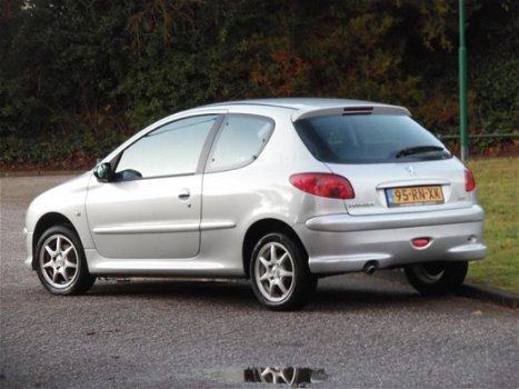 Peugeot 206 - Air-line 1.4 - 1