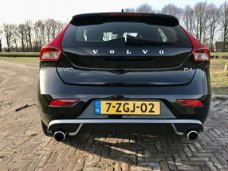 Volvo V40 - 2.0 D4 R-Design Bns