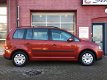 Volkswagen Touran - 1.6 Athene Nieuwe APK, Grote beurt, Airco, elek ramen, Boekjes, NAP, - 1 - Thumbnail