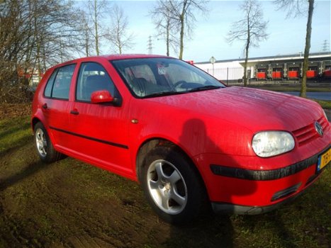 Volkswagen Golf - 1.6 Trendline ZO INGERUILD DUS ZO WEG PRIJS ALTIJD VOLOP KEUZE MEER TYPE, S - 1