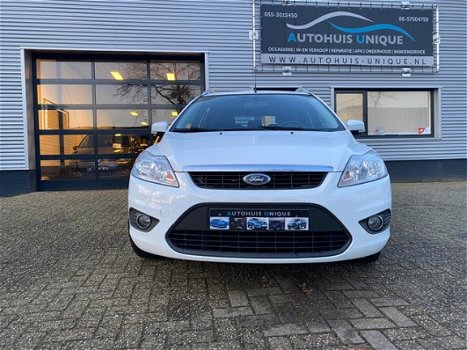 Ford Focus Wagon - 1.8 Titanium White magic uitvoering - 1